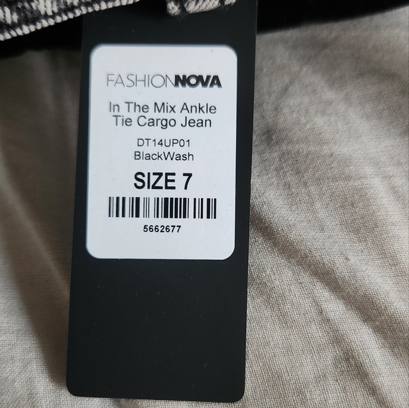 The Mix Ankle Tie Cargo Jean Black Wash Size 7 - Picture 6 of 6